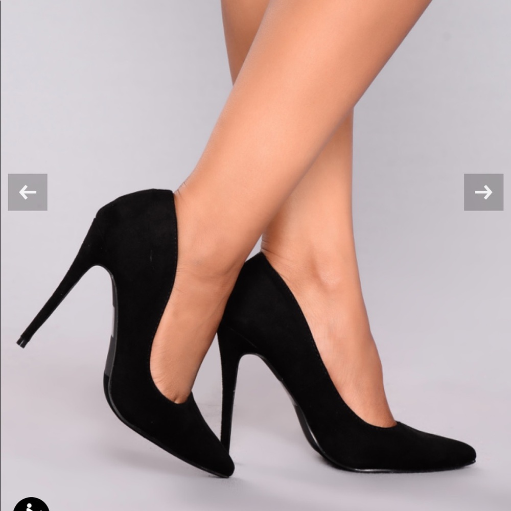 Fashion nova black heel